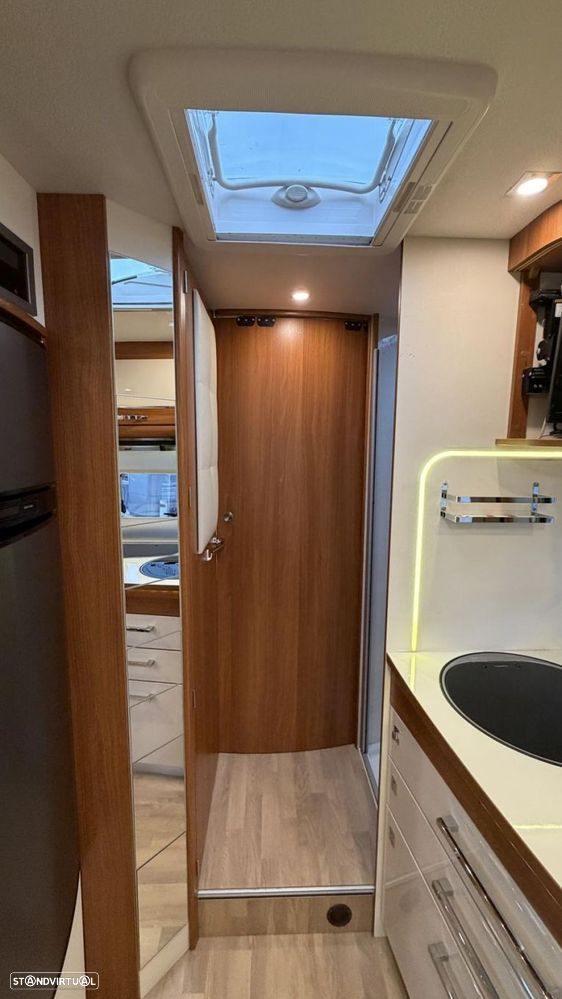 Fleurette Magister 74 LMF c.central e basculante - 44