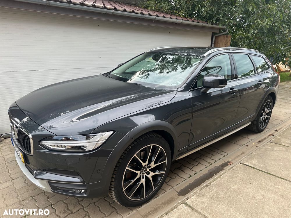 Volvo V90 Cross Country D4 AWD Geartronic - 19