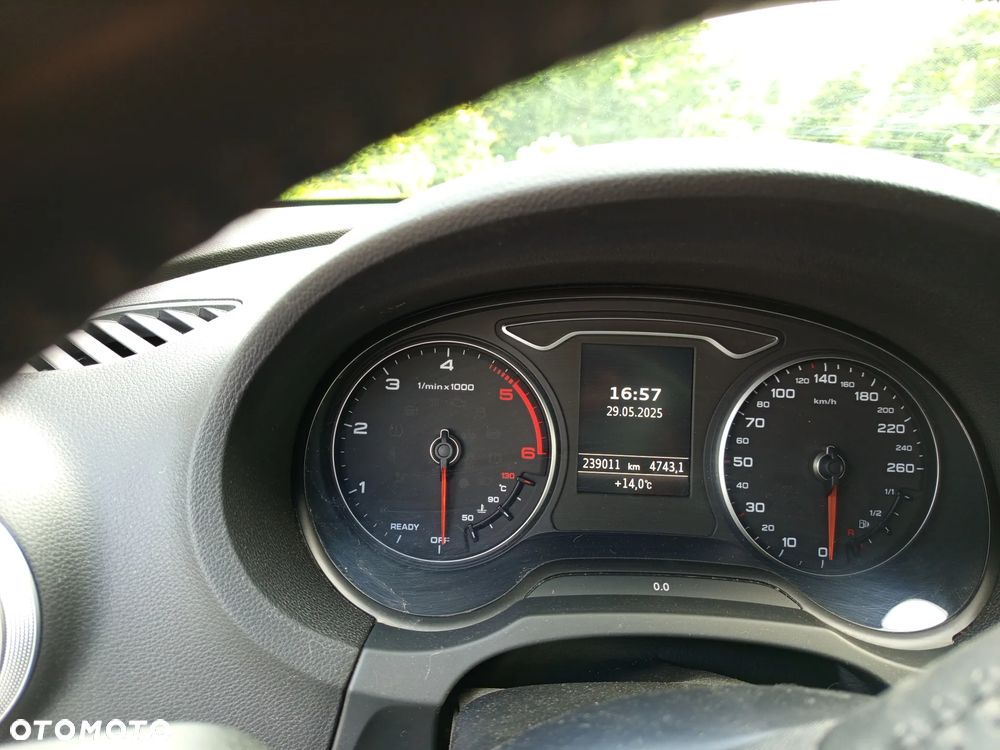 Audi A3 Sportback 2.0 TDI - 6