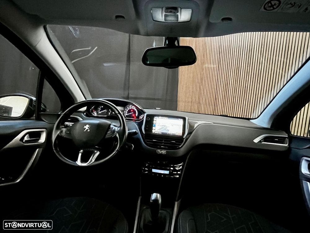 Peugeot 2008 1.6 BlueHDi Style - 12