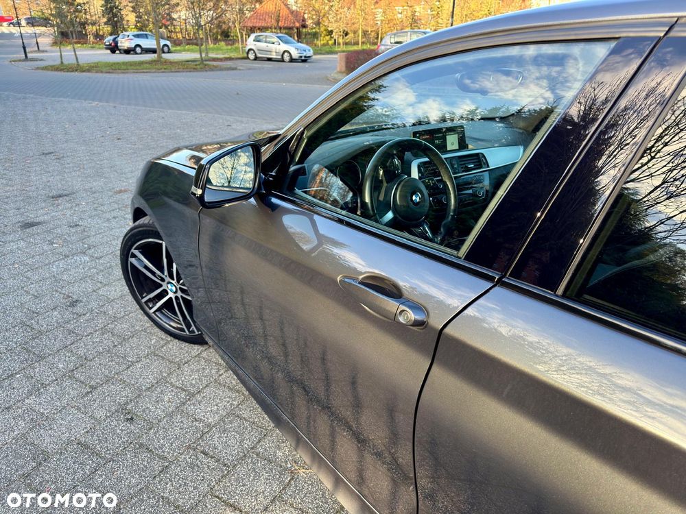 BMW Seria 1 120i Edition M Sport Shadow - 12