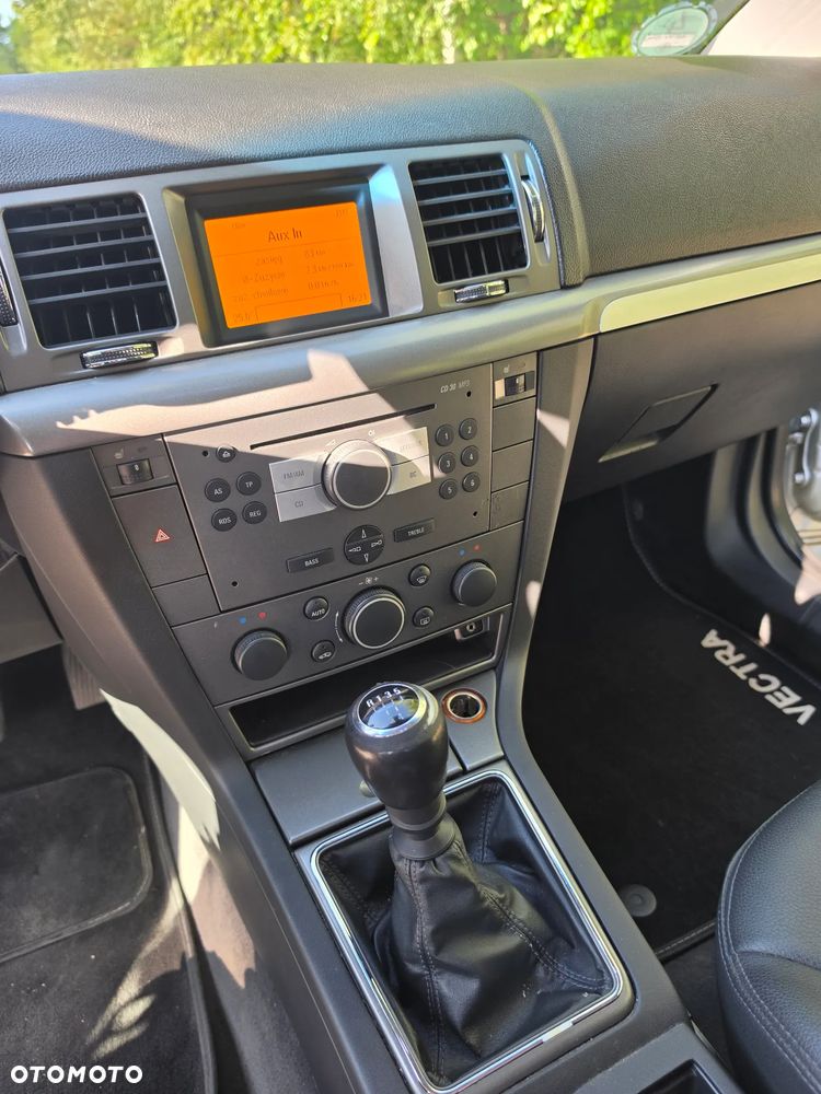 Opel Vectra 1.8 - 8