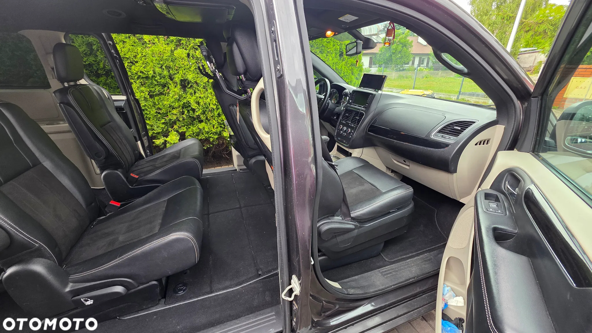 Dodge Grand Caravan - 15