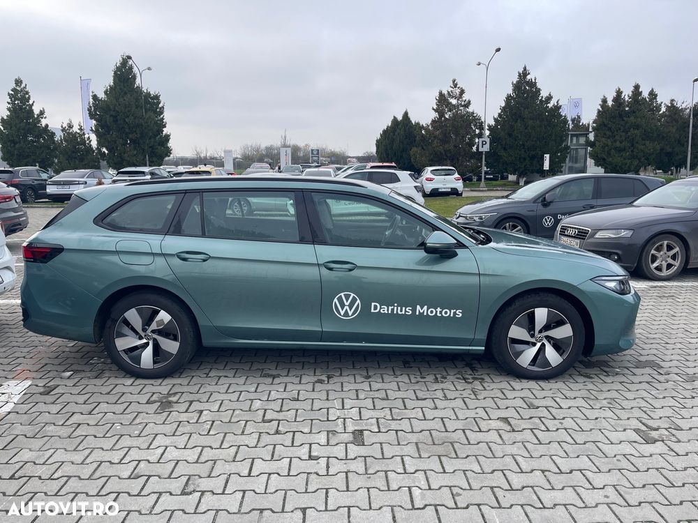 Volkswagen Passat Variant 1.5 eTSI DSG MHEV Base - 5