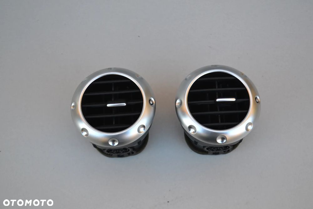 AUDI TT 8N KRATKA NAWIEWU OGRZEWANIA WNĘTRZA 8N0820901 - 1