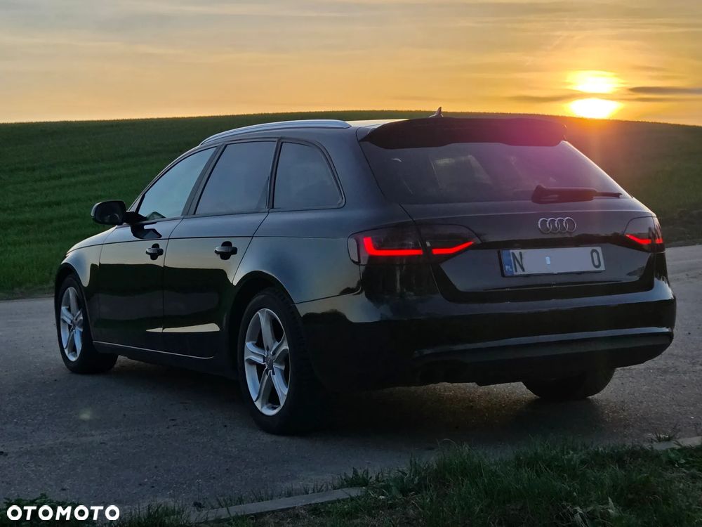 Audi A4 Avant 2.0 TDI DPF Ambiente - 1