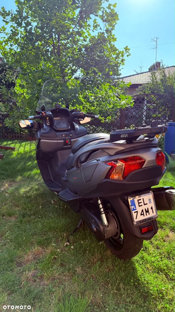 Suzuki Burgman - 3