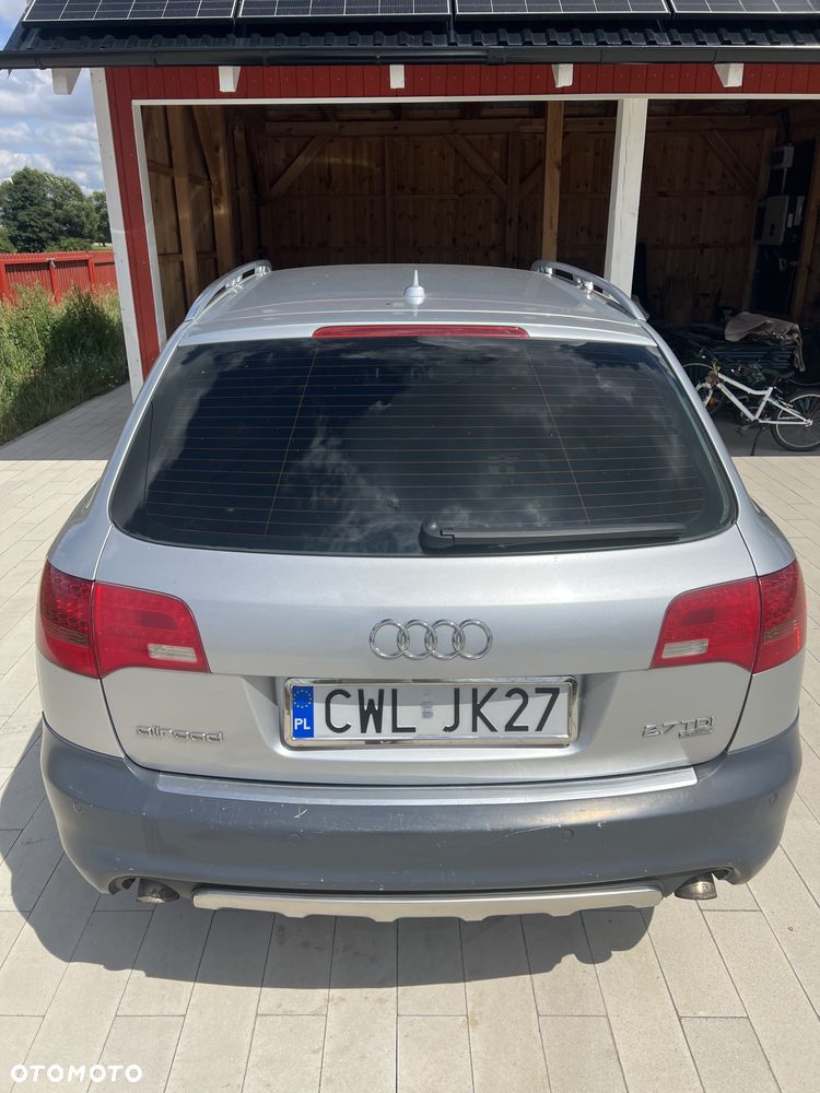 Audi A6 Allroad - 14