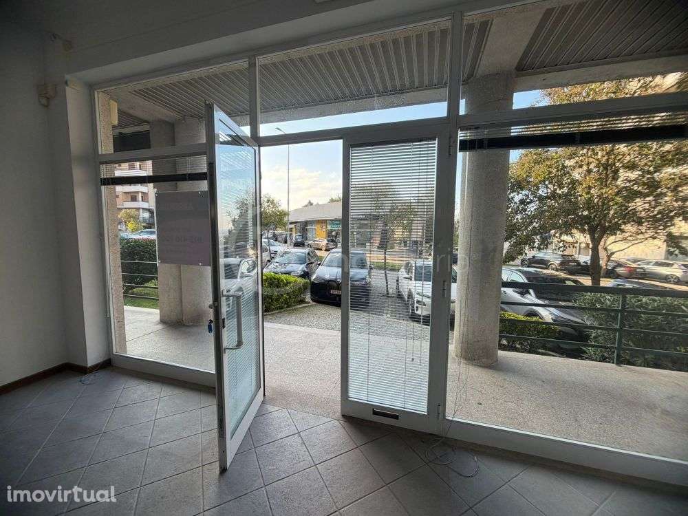 Espaço Comercial - Grande imagem: 2/8