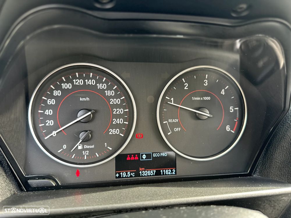 BMW 116 d EfficientDynamics Edition Sport Line - 12