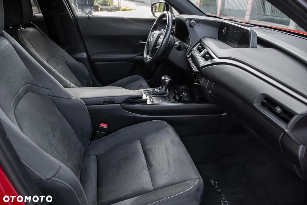 Lexus UX 200 GPF Business 2WD - 24