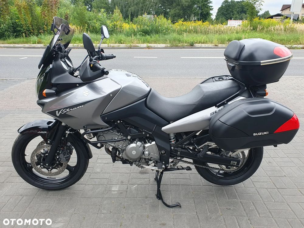 Suzuki V-STROM - 30