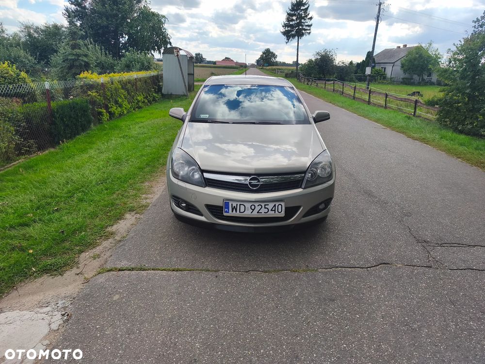 Opel Astra 1.6 Enjoy - 12