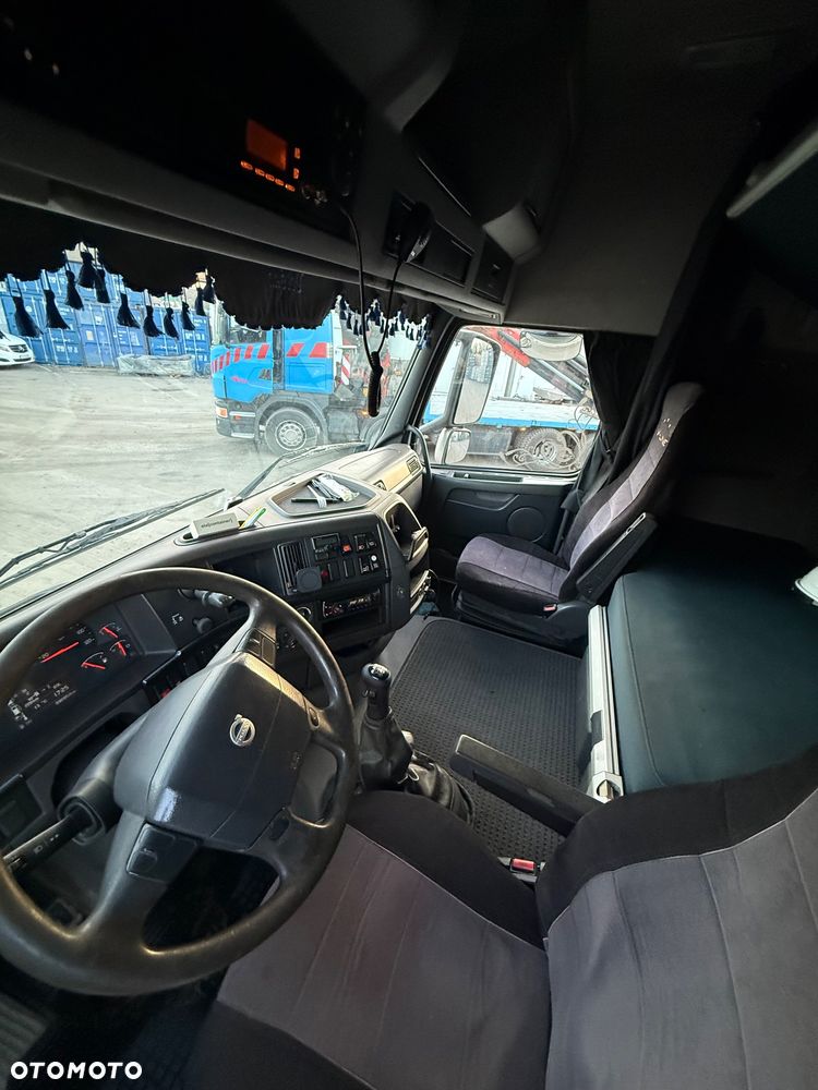 Volvo FH12 - 7