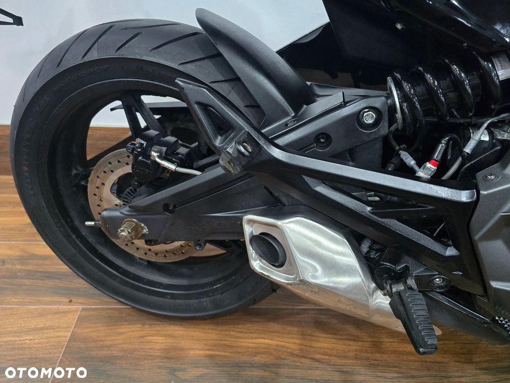 CFMoto NK - 32