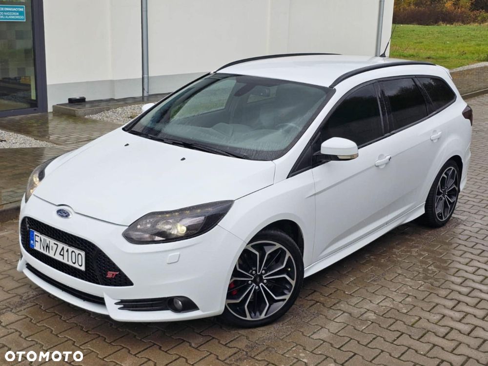 Ford Focus ST - 3