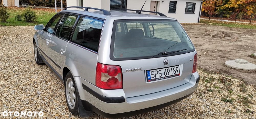 Volkswagen Passat 1.8T Trendline - 4