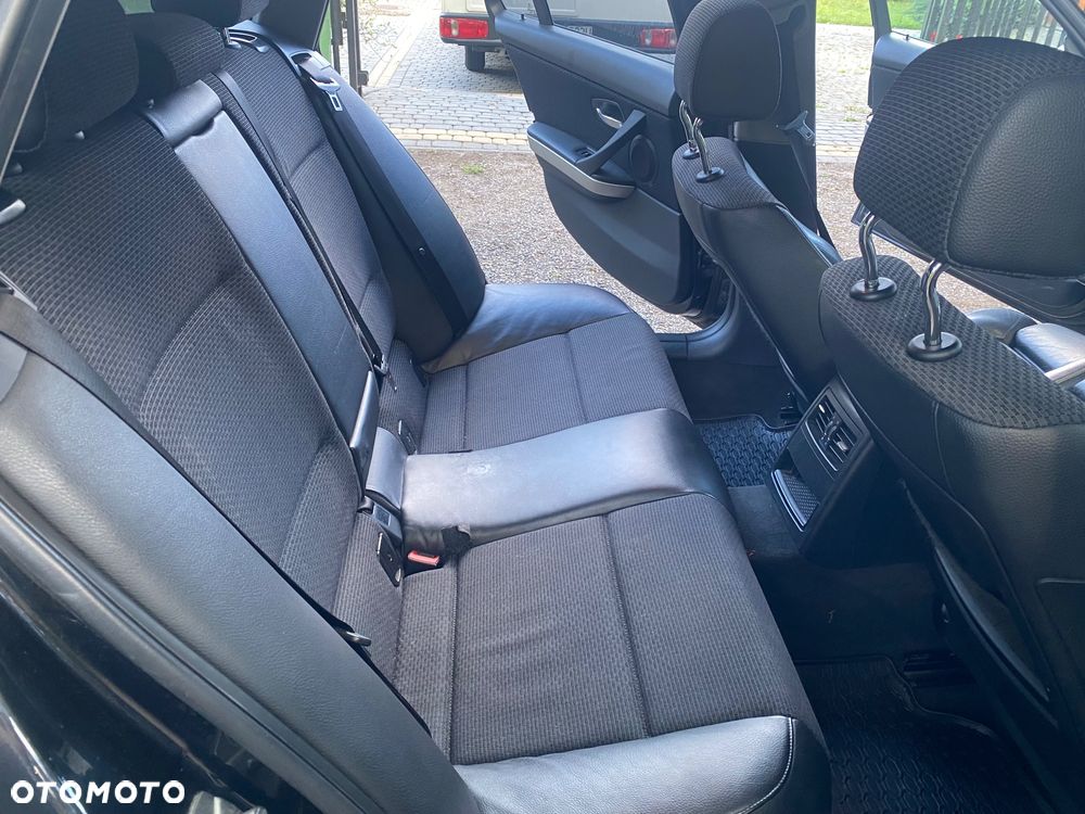 BMW Seria 3 - 23