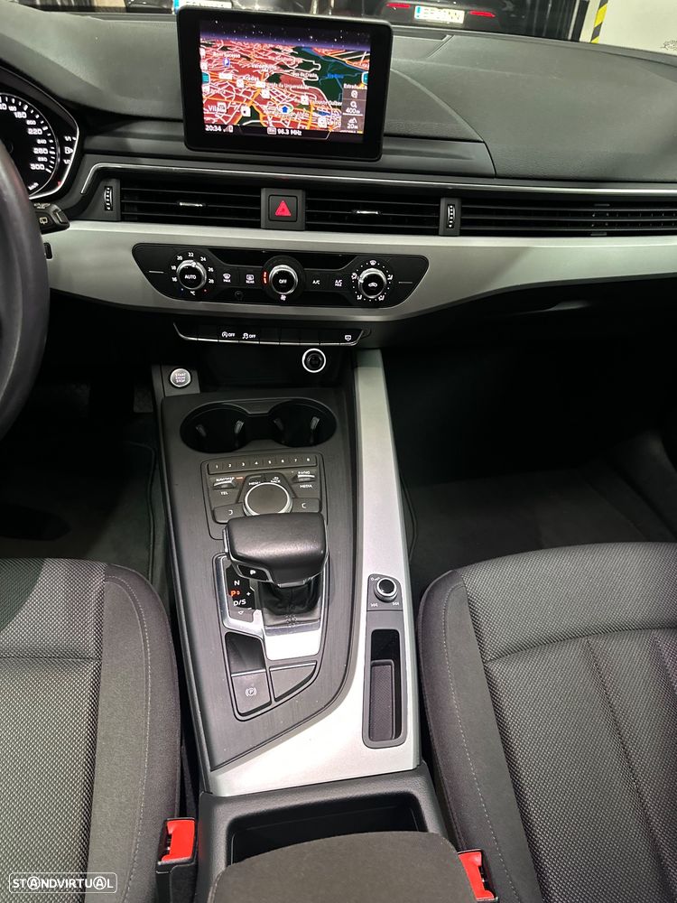 Audi A4 Avant 35 TDI S tronic - 18