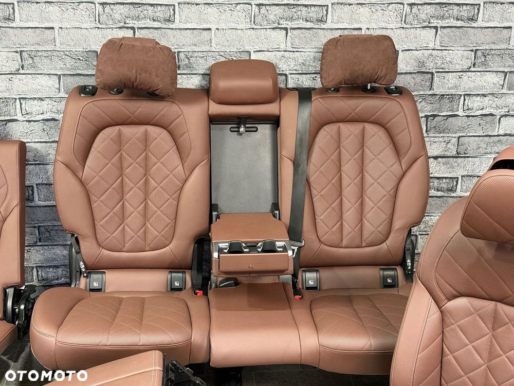 BMW X7 G07 LCI WNĘTRZE FOTELE KANAPA 3 RZĘDY BOCZKI CARBON MASAŻ WENTYLACJA - 10