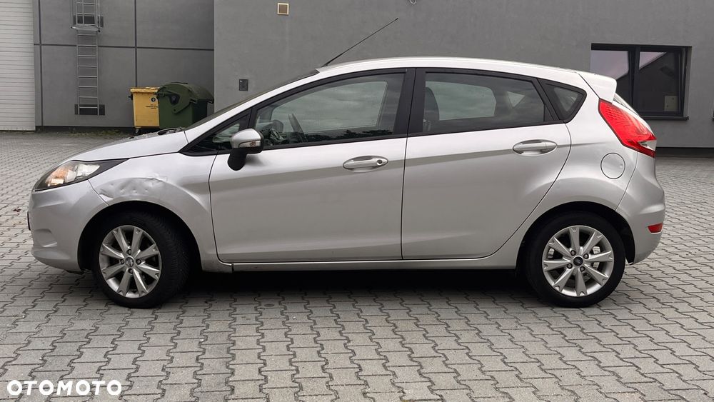 Ford Fiesta 1.6 TDCi Silver X - 2