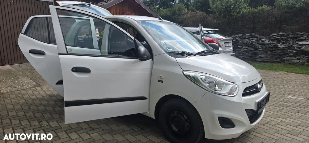 Hyundai i10 1.1 Style - 11