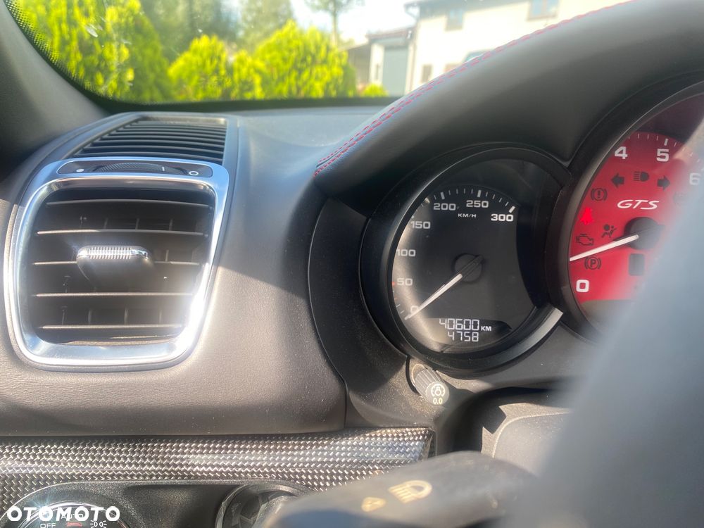 Porsche Boxster GTS PDK - 18