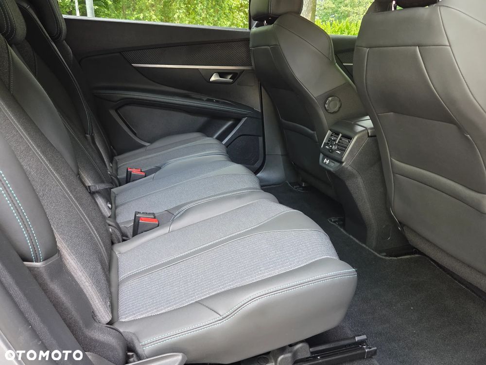 Peugeot 5008 1.5 BlueHDi Allure S&S EAT8 - 16