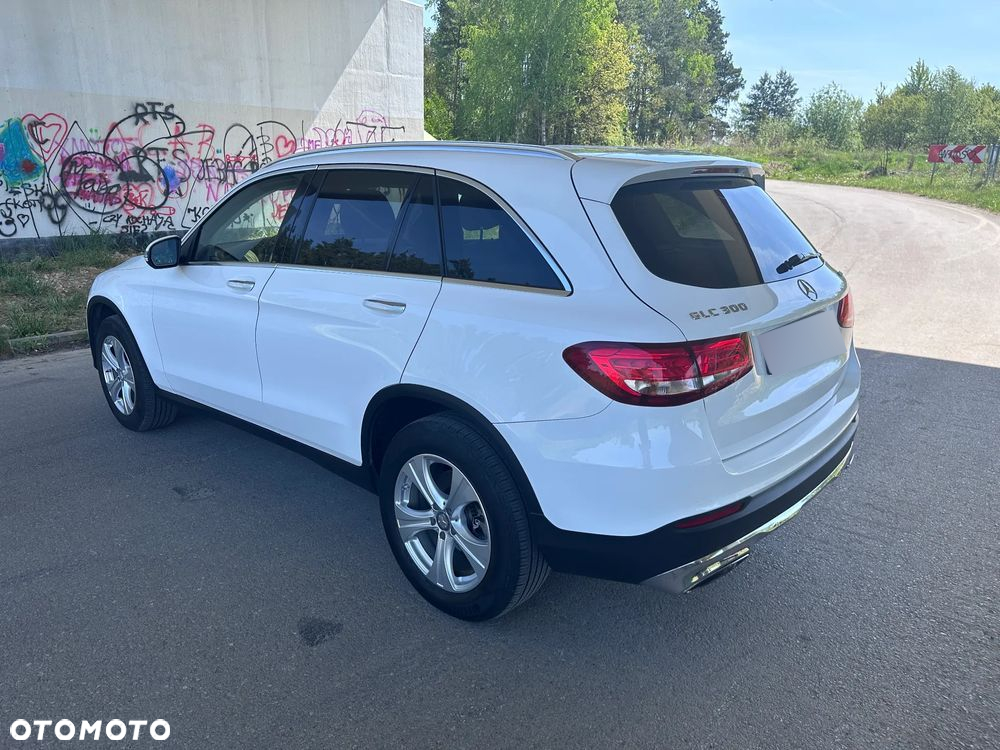 Mercedes-Benz GLC 300 4Matic 9G-TRONIC - 14