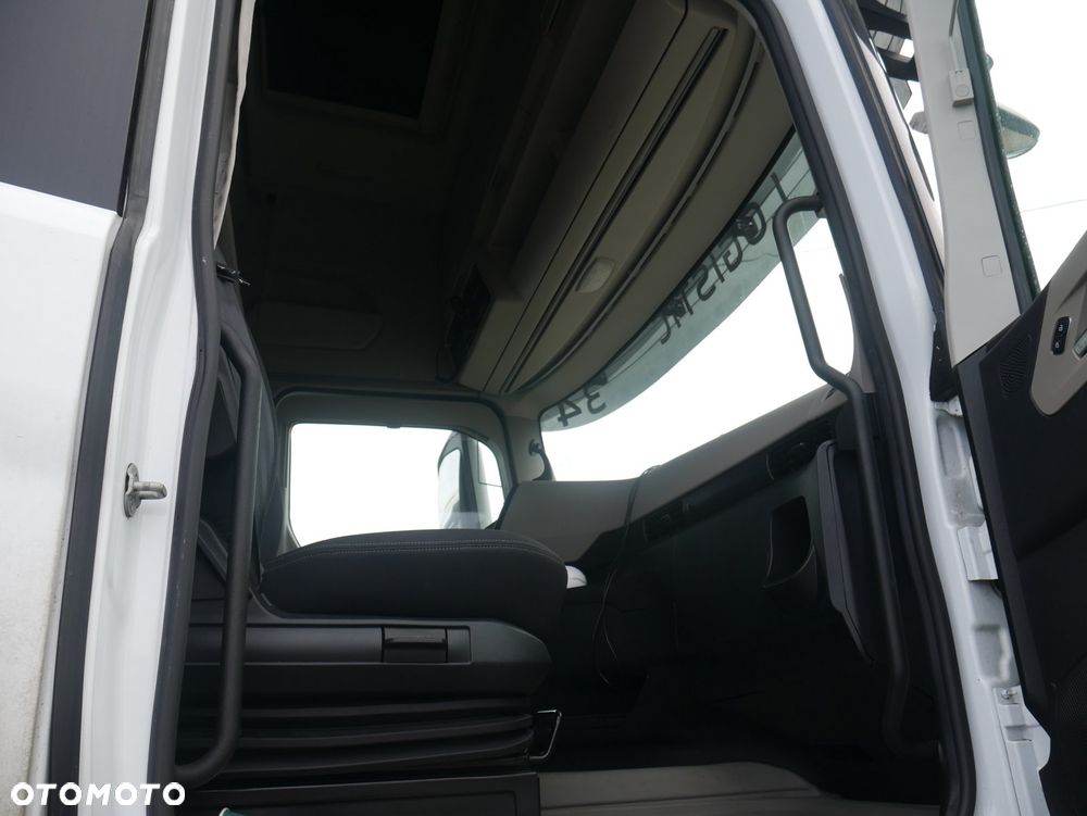 Ford F-MAX 500 4X2 - 7