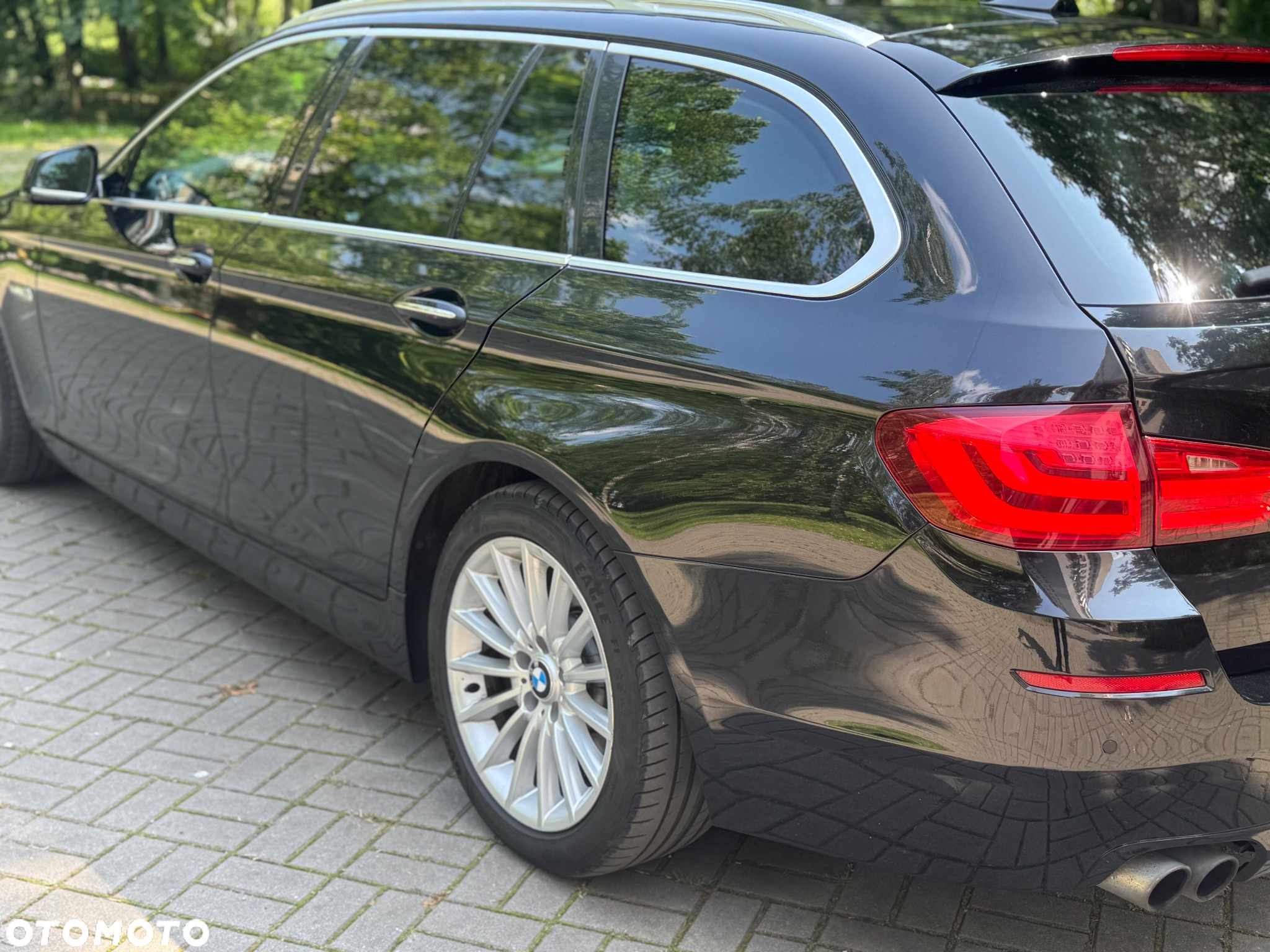 BMW Seria 5 520d Touring - 8