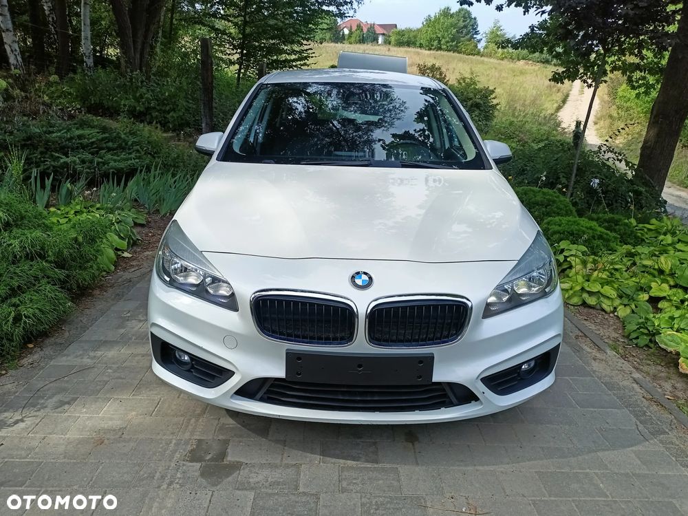 BMW Seria 2 216d Advantage - 4