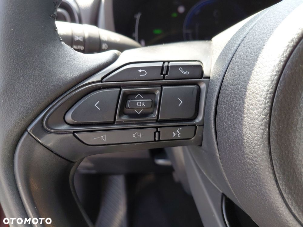 Toyota Yaris Hybrid 1.5 Style - 22