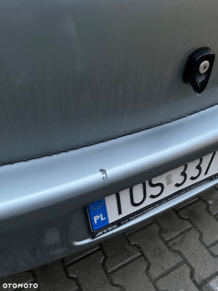 Toyota Yaris 1.0 Luna A/C - 17