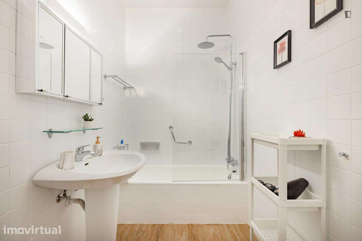 Apartamento com 3 quartos - localizado em Nevogilde Porto - Grande imagem: 2/55