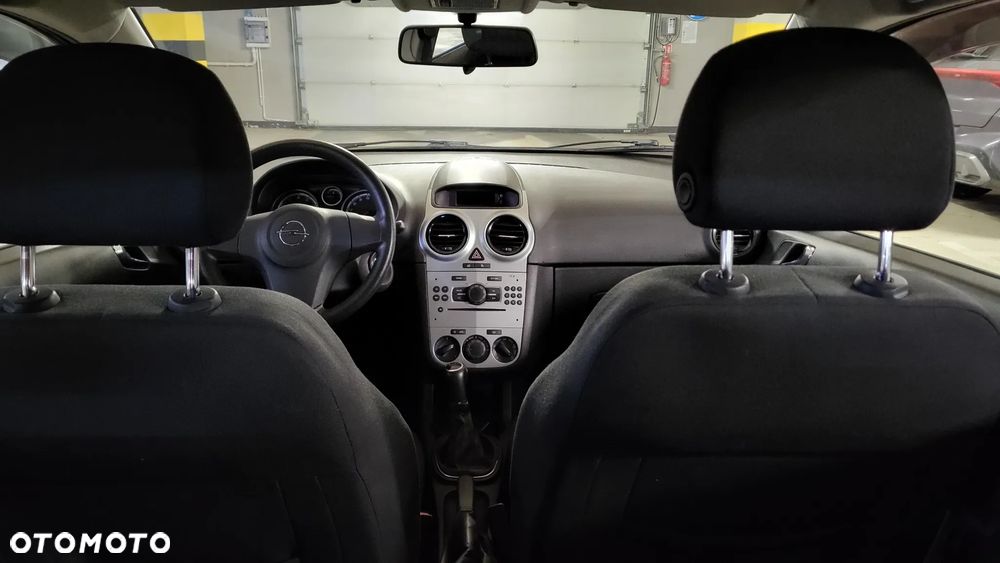 Opel Corsa 1.2 16V Enjoy - 11