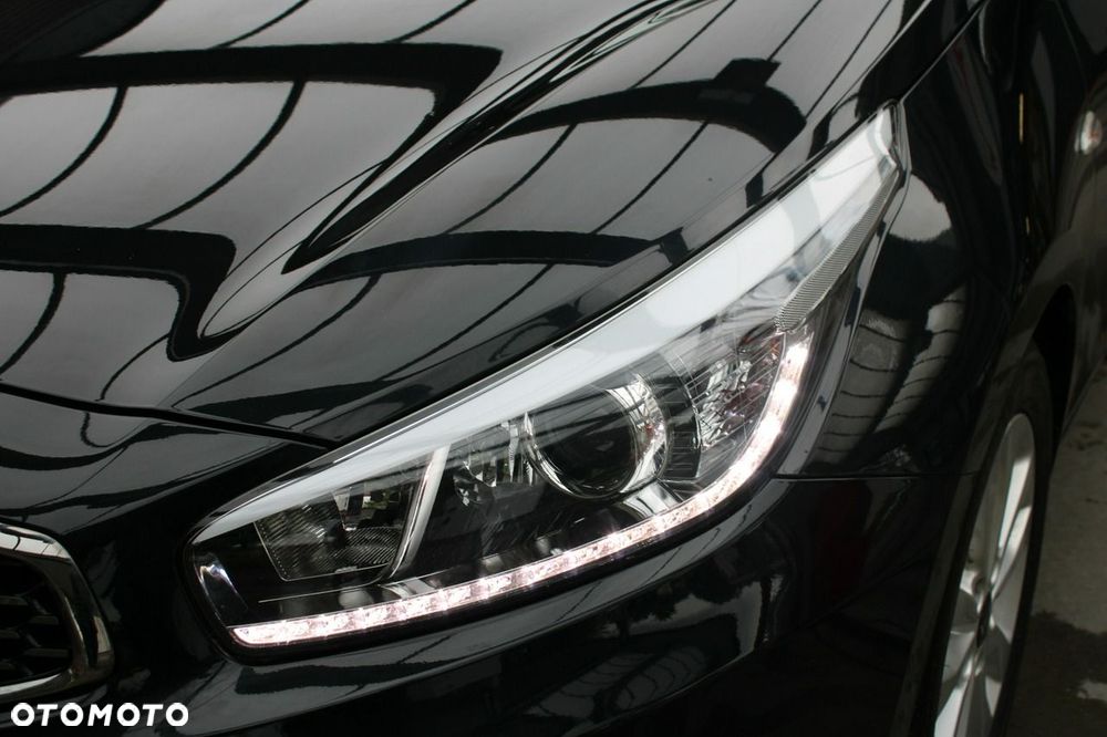 Kia Ceed 1.4 CVVT Dream-Team Edition - 31