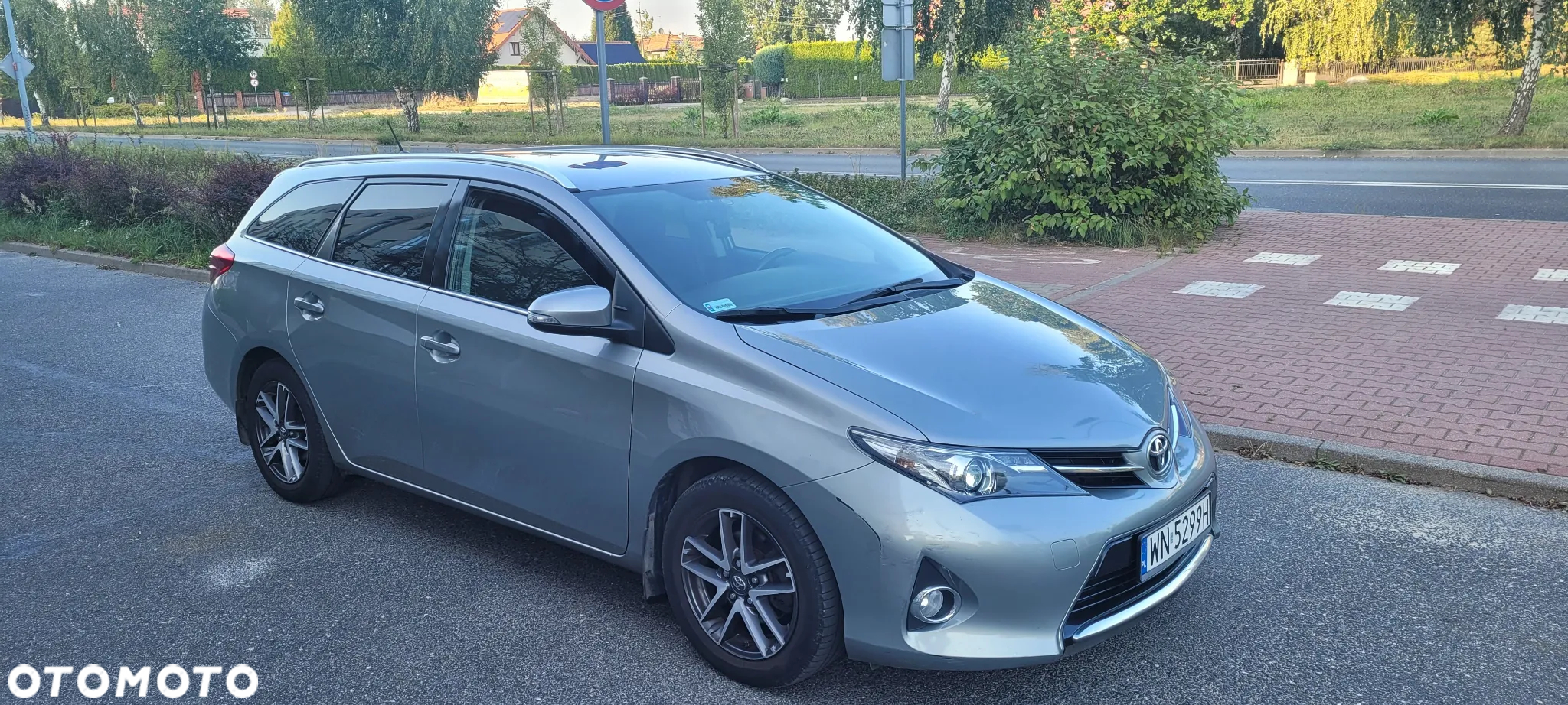 Toyota Auris 1.6 Comfort - 14