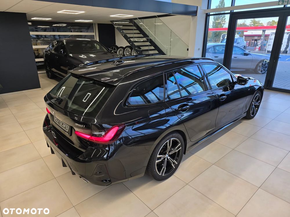 BMW Seria 3 318i M Sport - 9