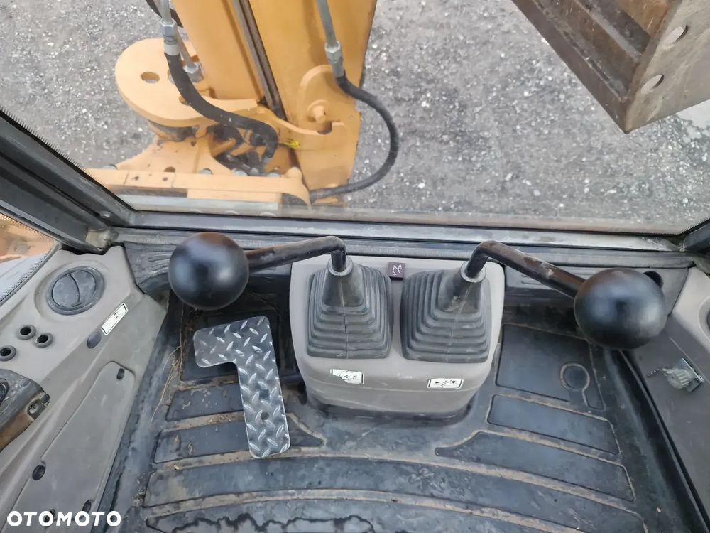 Case 695 SUPER R - 10
