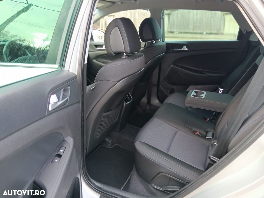 Hyundai Tucson blue 1.7 CRDi 2WD Style - 10