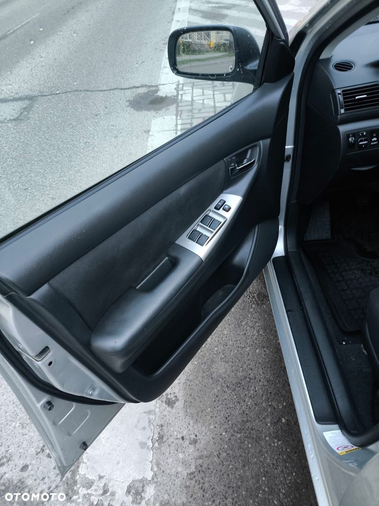 Toyota Corolla 1.4 - 8