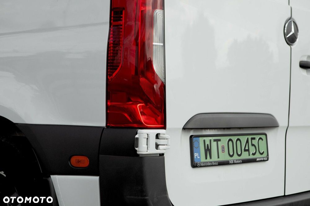 Mercedes-Benz eSprinter - 5