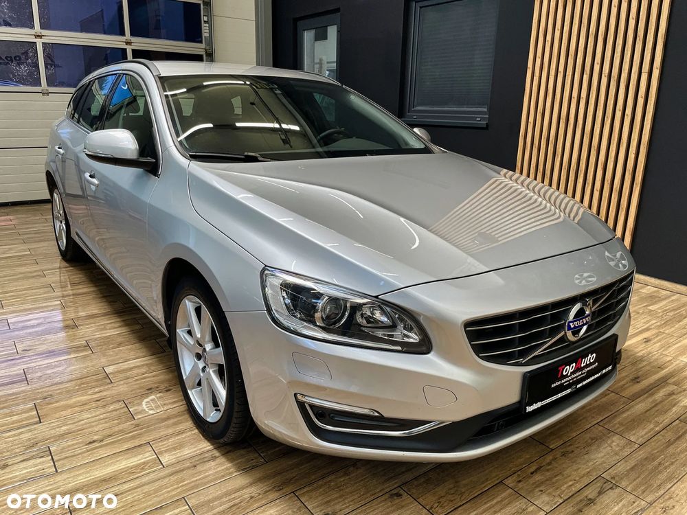 Volvo V60 D4 Geartronic Momentum - 5