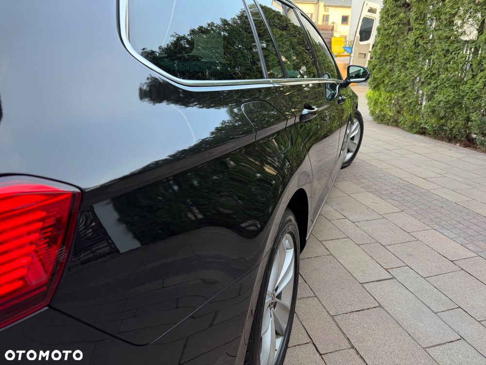 Volkswagen Passat - 14