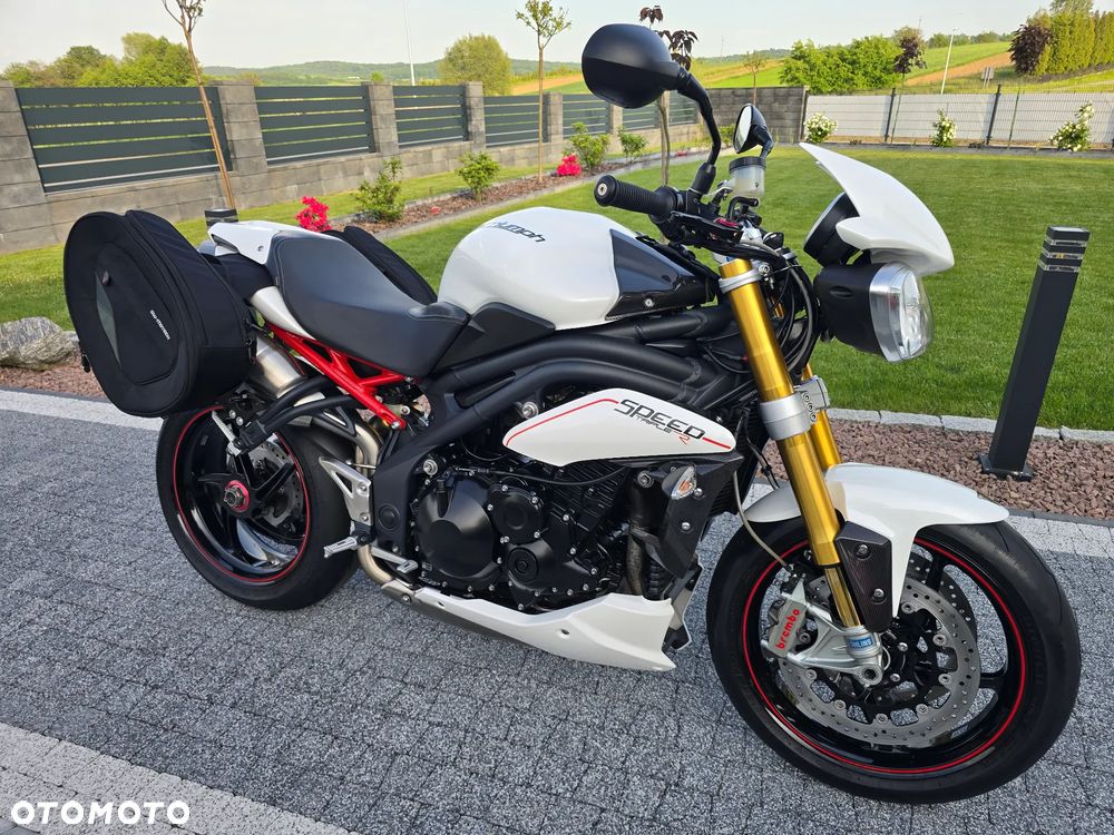 Triumph Speed Triple - 1