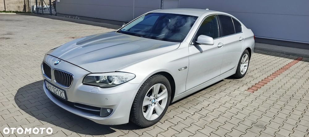 BMW Seria 5 520i - 1