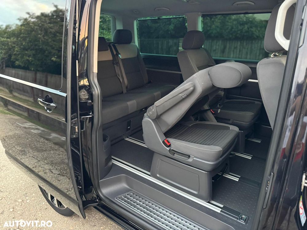 Volkswagen Multivan - 12