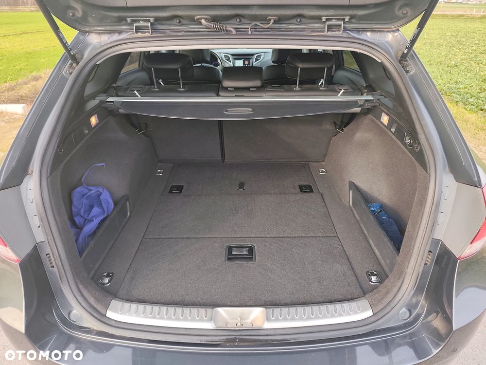 Hyundai i40 1.6 GDI Comfort + - 27