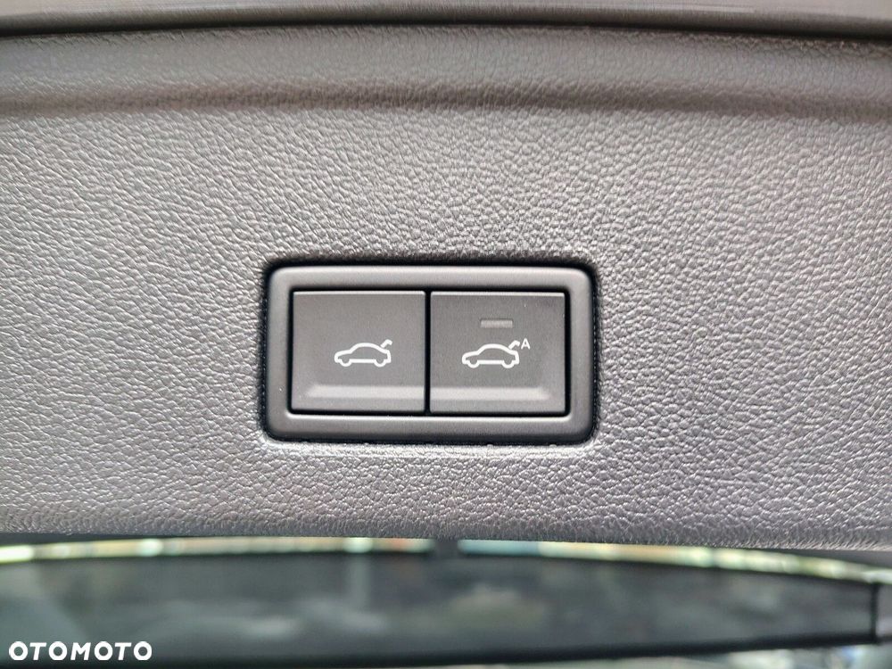 Volkswagen Touareg - 15